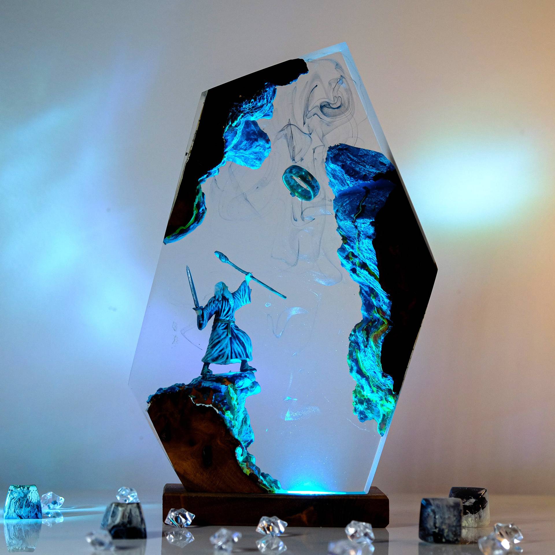 Decor Lighting Table Lamps - Figurka z sceny filmowej, stolik, lampa